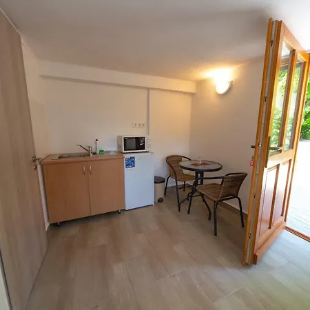 Sunset Apartmanhaz Apartment Balatonfured